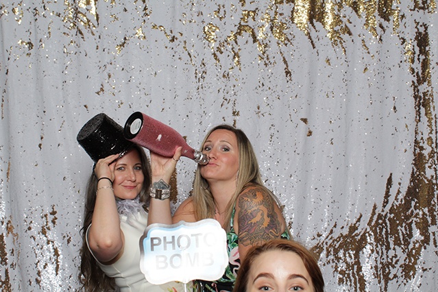 CompanyParty2018_PhotoBomb_Natalie2